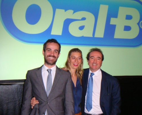 Oral B