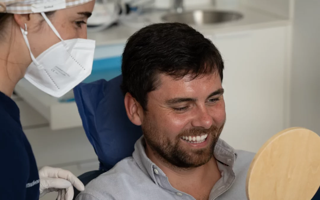 Manchas en los dientes: causas, tipos y cómo revertirlas