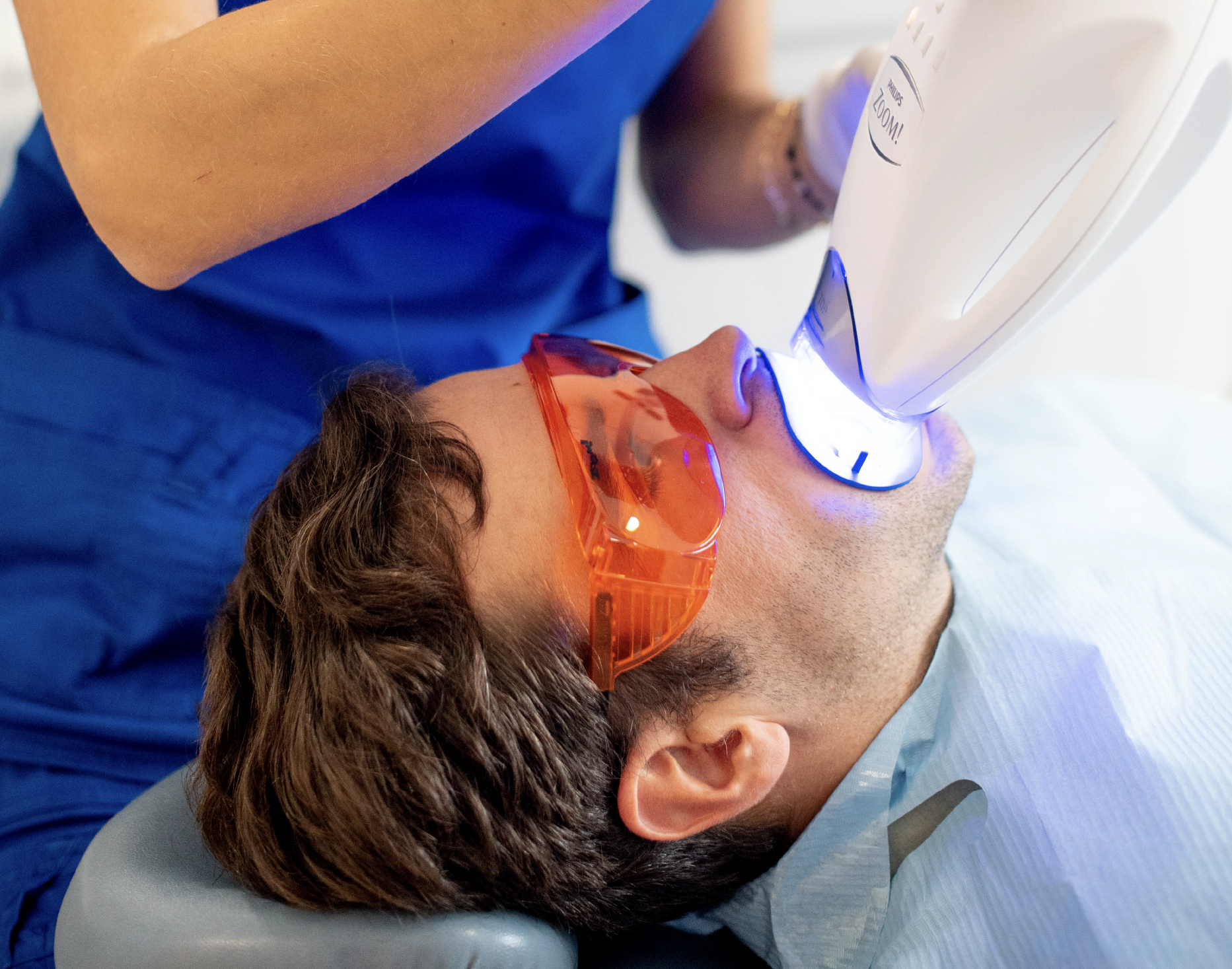 Teeth whitening treatment in Bilbao