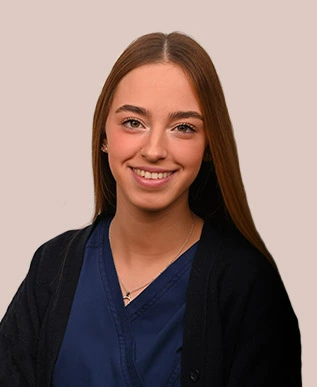 Nerea Llamosas Auxiliar Clínica Zabalegui
