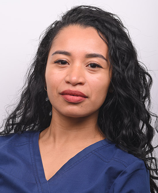 Dayanara Mairena Auxiliar Clínica Zabalegui