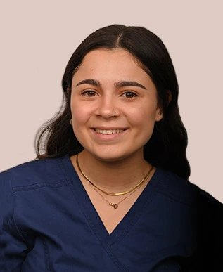 Irati Amiama Auxiliar Clínica Zabalegui